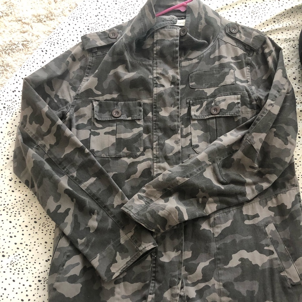 Camo surplus jacket size M